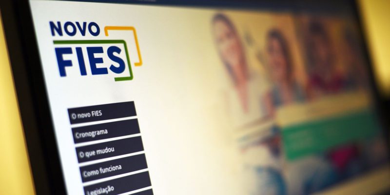 Fies: termina hoje prazo para pré-selecionados comprovarem informações