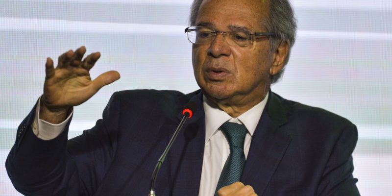 Ministro diz que desemprego cairá para 8% antes do fim do ano