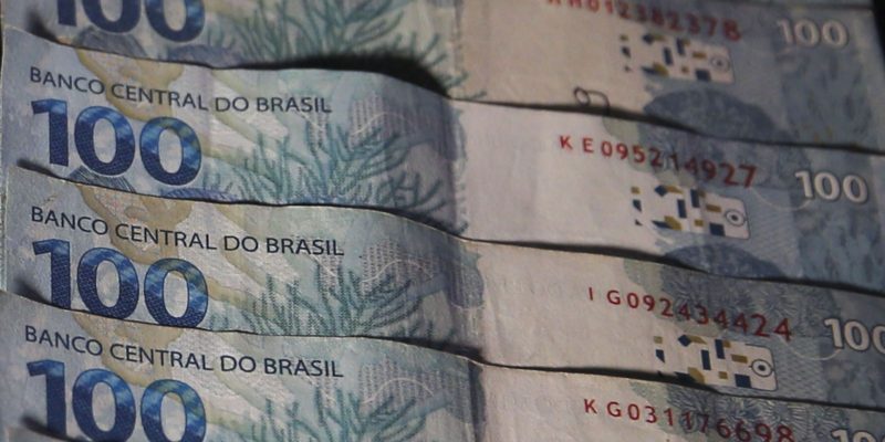Alta da Selic encarece crédito e prestações, diz Anefac