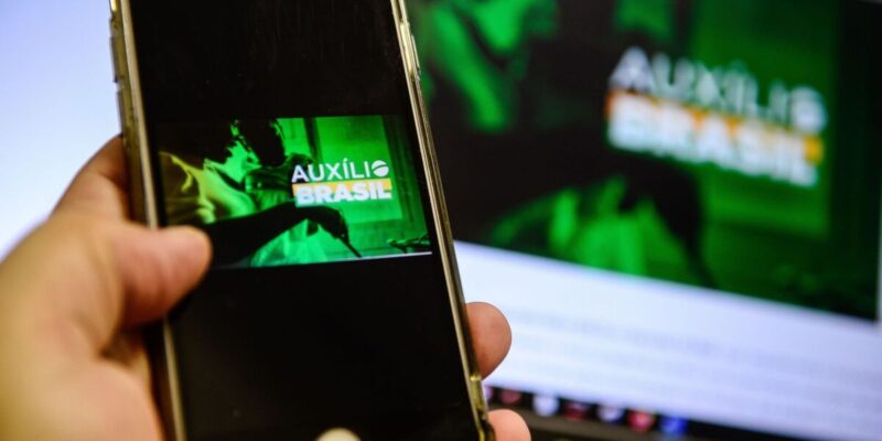 Parcelas do Auxílio Brasil pagas às segundas passam a ser antecipadas