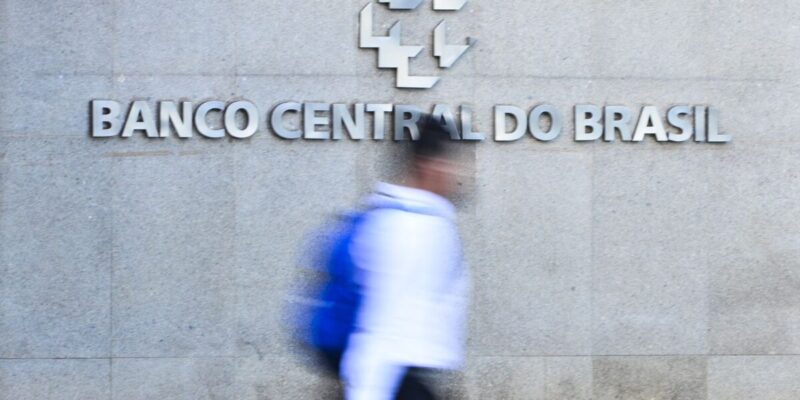 Mercado financeiro projeta inflação de 6% em 2022