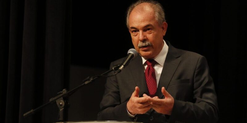 Mercadante anuncia R$ 20 bilhões em linha de crédito para inovação