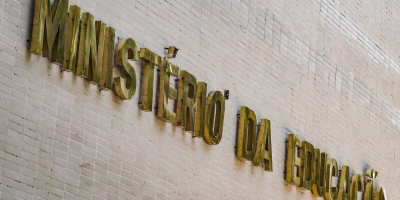 MEC premia iniciativas de gestão e boas práticas