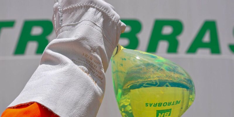 Petrobras iniciará venda de diesel verde em São Paulo no próximo mês