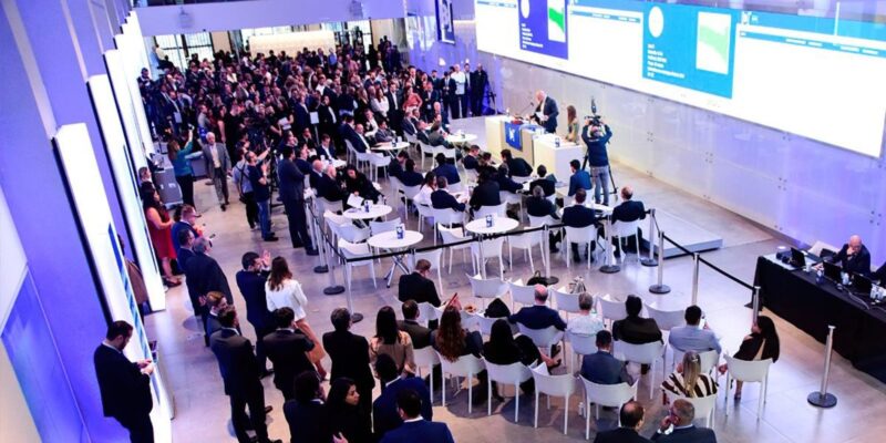 Leilão concede empreendimentos de transmissão de energia em 14 estados