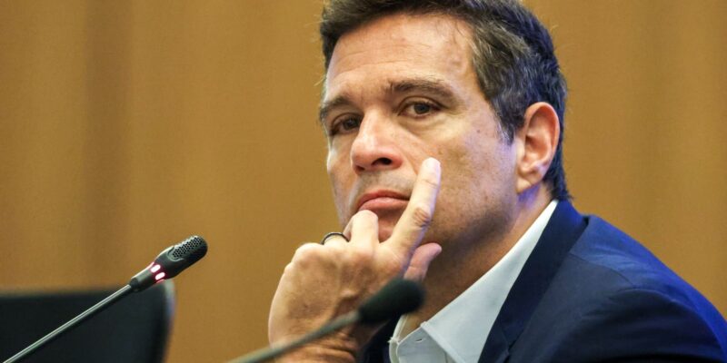 Alta de juros não está no cenário base do BC, diz Campos Neto