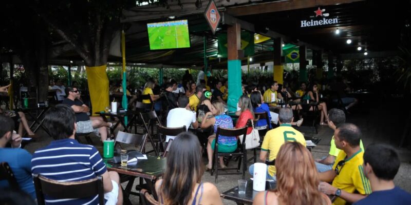 Setor de bares e restaurantes espera faturar mais no Dia dos Namorados