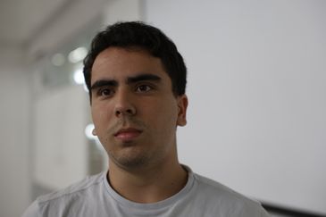 Fernando Frazão/Agência Brasil Rio de Janeiro (RJ) 19/08/2024 – O estudante Tomaz Cavalcante, aluno do IMPA Tech, curso de graduação do Instituto de Matemática Pura e Aplicada, fala sobre palestra com o matemático Artur Avila. Foto: Fernando Frazão/Agência Brasil
