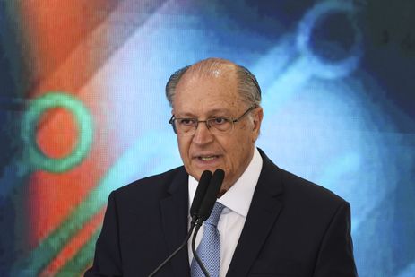 Marcelo Camargo/Agência Brasil Brasília (DF), 11/09/2024 - O vice-presidente e ministro do Desenvolvimento, Indústria, Comércio e Serviços, Geraldo Alckmin, durante a cerimônia Nova Indústria Brasil - Missão 4: Indústria e Revolução Digital, no Palácio do Planalto. Foto: Marcelo Camargo/Agência Brasil