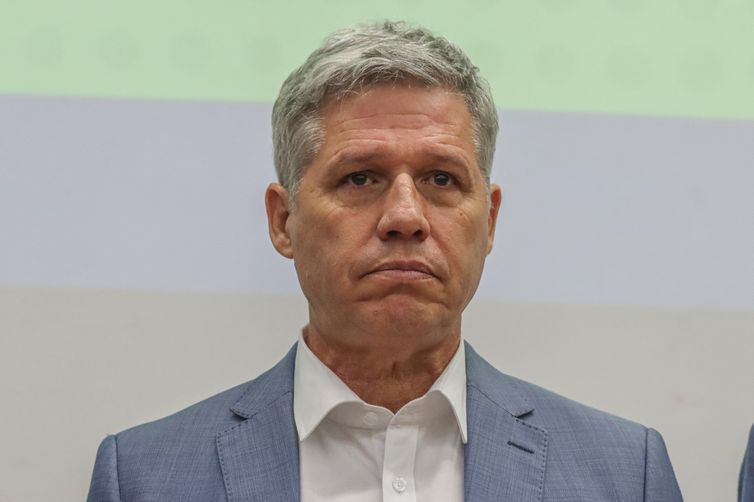 Valter Campanato/Agência Brasil Brasília (DF) 20/09/2023 – O ministro Paulo Teixeira, durante lançamento do programa Quintais Produtivos das Mulheres Rurais. A iniciativa, que prevê 90 mil quintais produtivos estruturados no país até 2026, foi criada pelo presidente Lula em resposta às reivindicações da Marcha das Margaridas
Foto: Valter Campanato/Agência Brasil