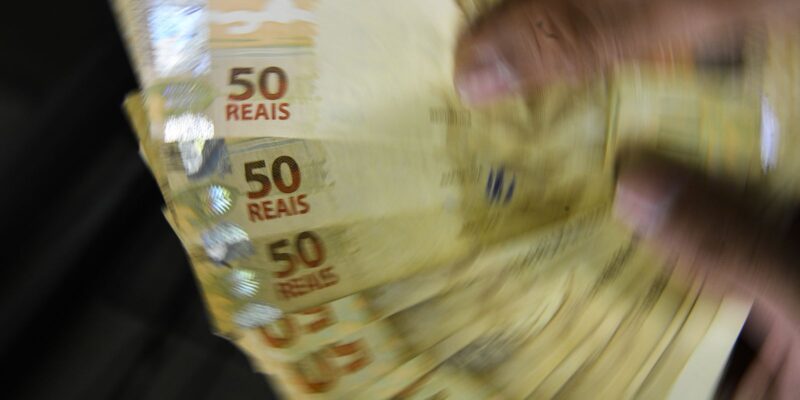 Consignado CLT: saiba os cuidados na hora de contratar um empréstimo