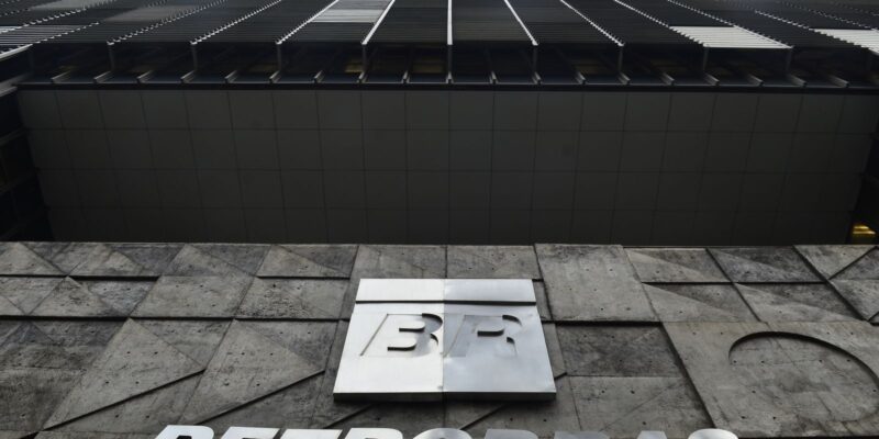 Petrobras pagou R$ 131,7 bilhões em tributos no primeiro semestre