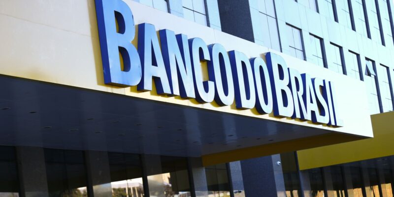 BB tomará providências judiciais após ataques bolsonaristas