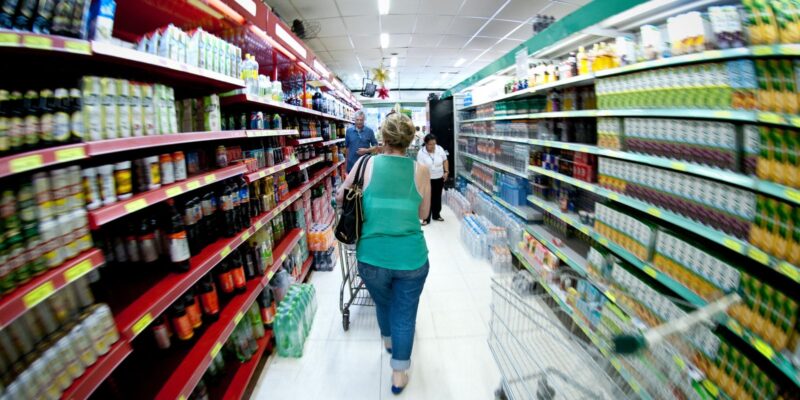 Preço da cesta básica cai em 15 das 27 capitais em julho