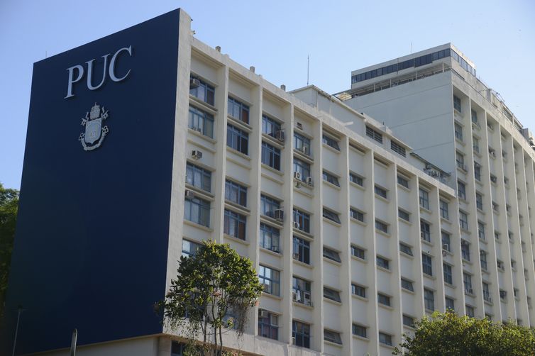 Rio de Janeiro (RJ) 30/11/2023 – Campus da Pontifícia Universidade Católica do Rio de Janeiro (PUC-Rio), na Gávea. Foto: Fernando Frazão/Agência Brasil