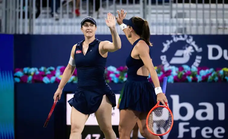 Divulgação/WTA/Direitos Reservados Luisa Stefani, Gabriela Dabrowski, tênis