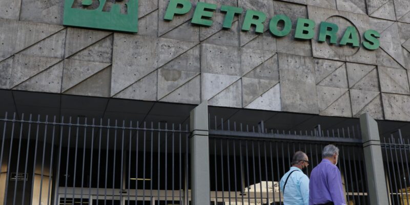 Petrobras registra lucro de R$ 110,1 bilhões em 2025