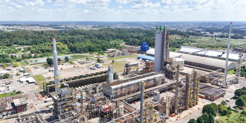 Petrobras volta a produzir ureia em fábrica de fertilizante no Paraná