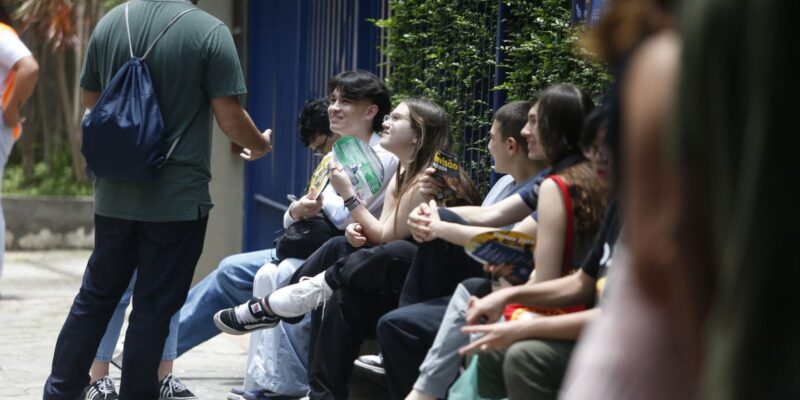 Inscrições para vagas remanescentes do Fies vão até 29 de abril