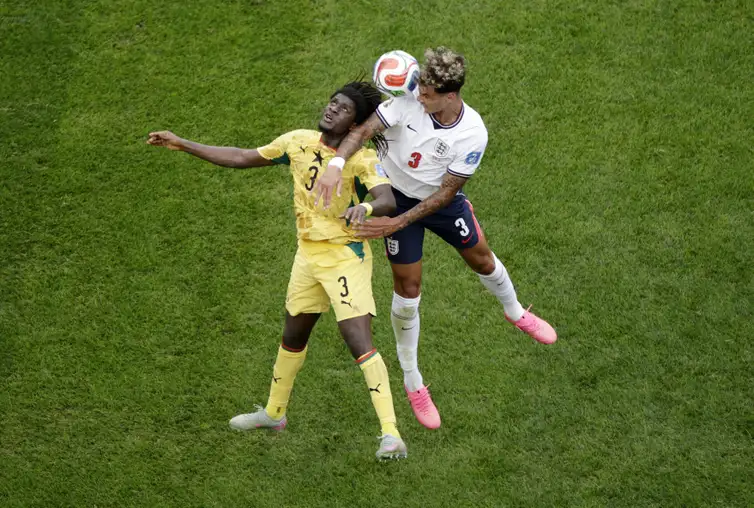 Soccer Football - FIFA World Cup 2026 - Group L - England v Ghana - Boston Stadium, Foxborough, Massachusetts, U.S. - June 23, 2026 Ghana's Caleb Yirenkyi in action with England's Nico O'Reilly REUTERS/Pilar Olivares