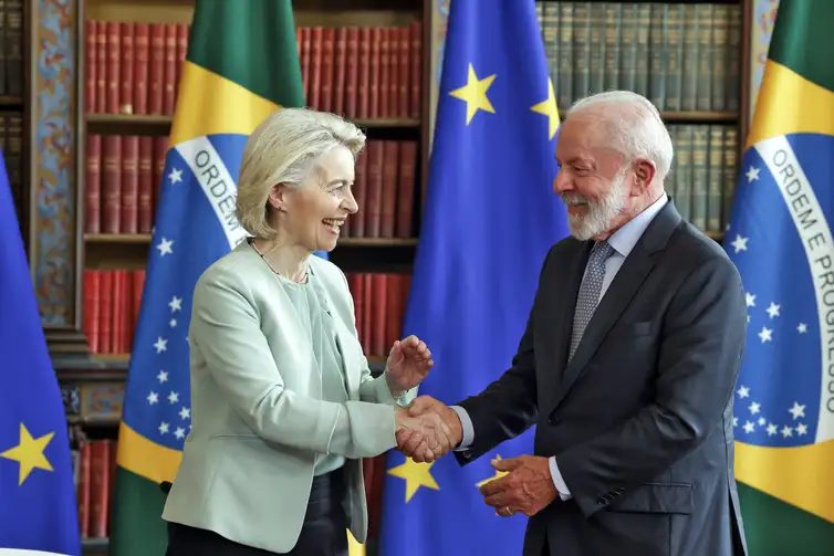 Tânia Rêgo/Agência Brasil Rio de Janeiro (RJ), 16/01/2026 - O presidente da República, Luiz Inácio Lula da Silva, recebe a presidente da Comissão Europeia (CE), Ursula van der Leyen, para reunião no Palácio do Itamarati antes da assinatura do acordo Mercosul - União Européia. Foto: Tânia Rêgo/Agência Brasil