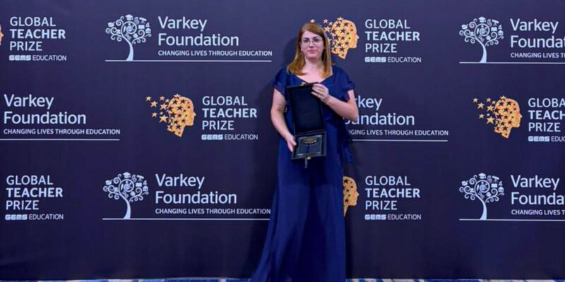 "Estudante deve errar, idealizar e construir", diz professora premiada