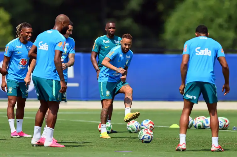 Reuters/Caen Couto/proibida reprodução Soccer Football - FIFA World Cup 2026 - Brazil Training - Columbia Park Training Facility, Morristown, New Jersey, U.S. - June 30, 2026 Brazil's Neymar Jr. during training IMAGN IMAGES via Reuters/Caean Couto